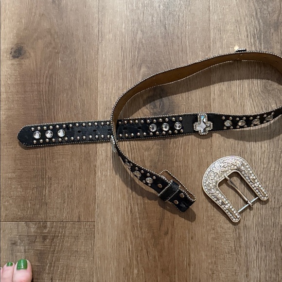 Blazin Roxx Belt Buckle - Picture 4 of 5